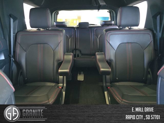 Used 2024 Ford Expedition Limited AWD/4WD image 41