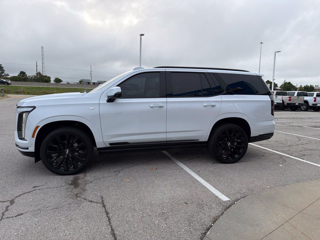 Used 2026 Cadillac Escalade Platinum Sport w/ LPO, ONYX Package AWD/4WD image 6