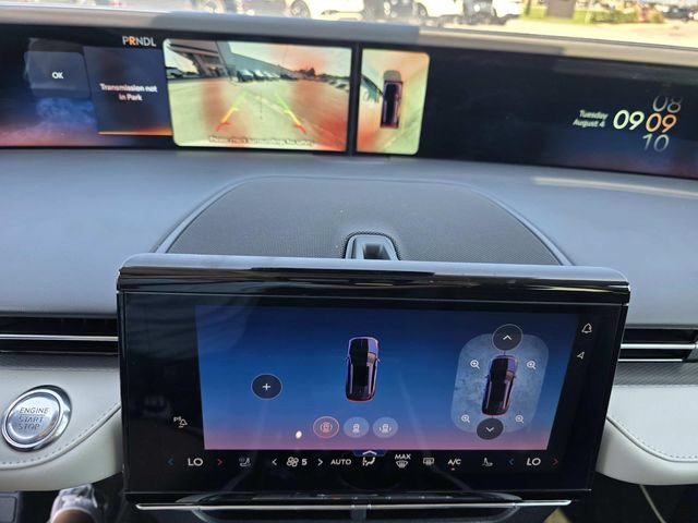 Certified 2025 Lincoln Nautilus Premier AWD/4WD image 14