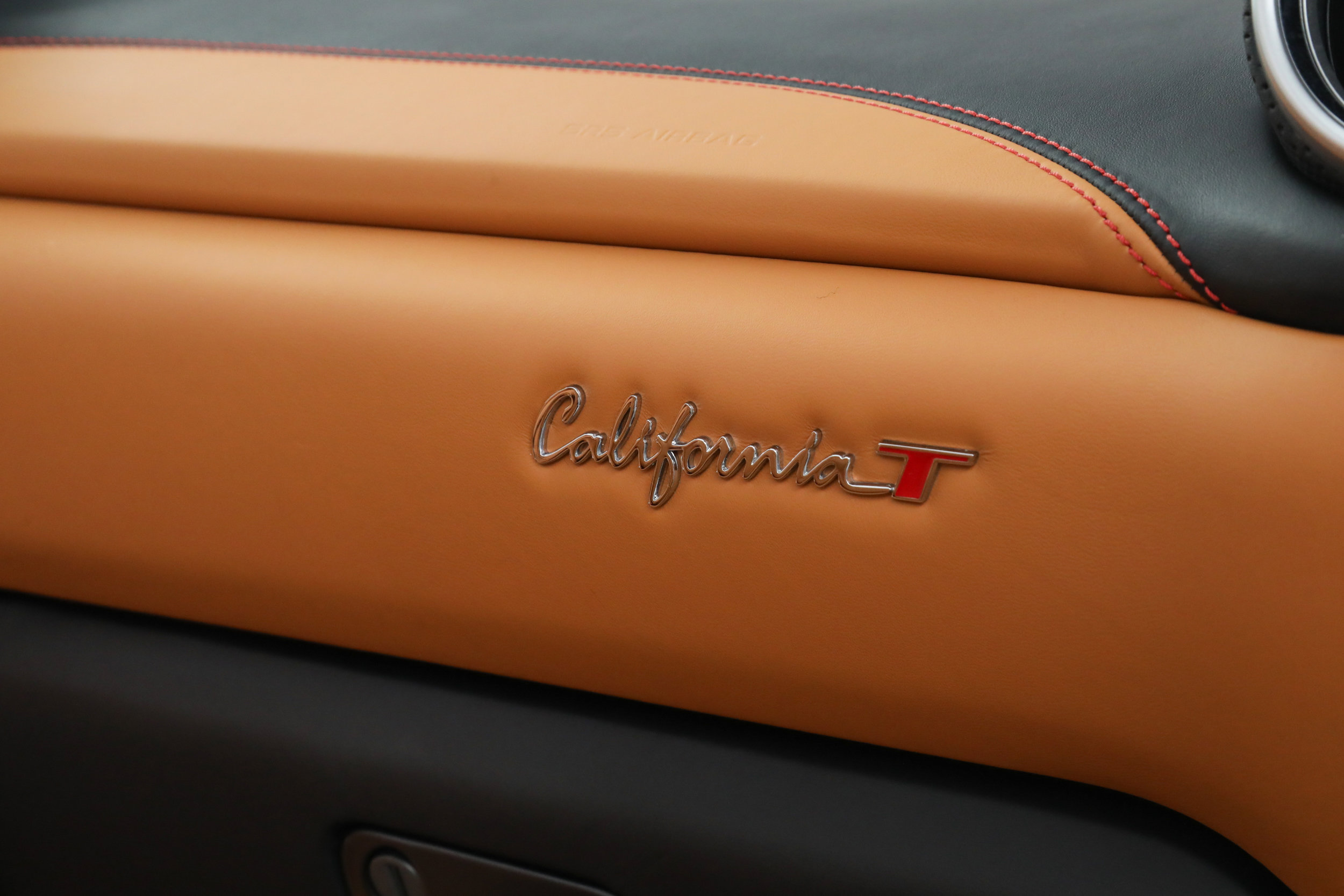 Certified 2017 Ferrari California T image 22