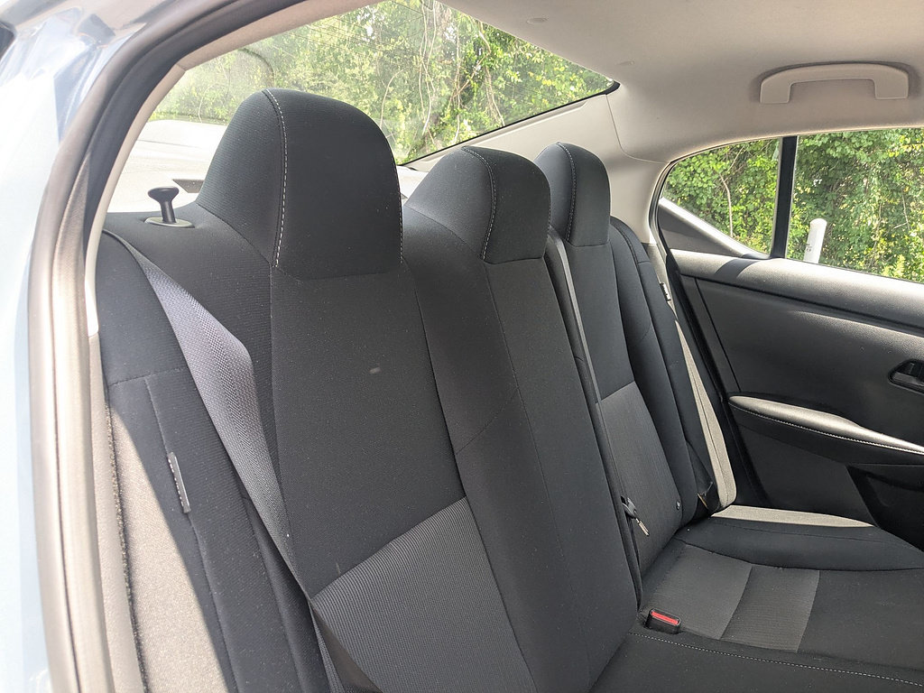 Used 2024 Nissan Sentra SV FWD image 30