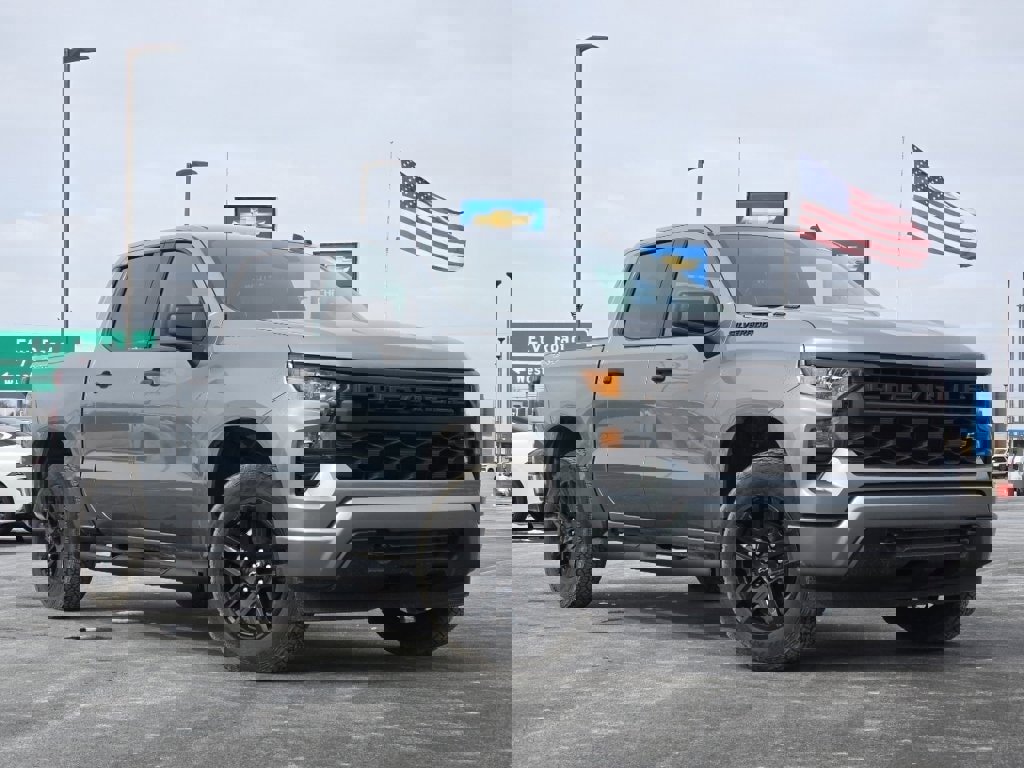 New 2026 Chevrolet Silverado 1500 Custom w/ Turbomax Blackout Package image 2