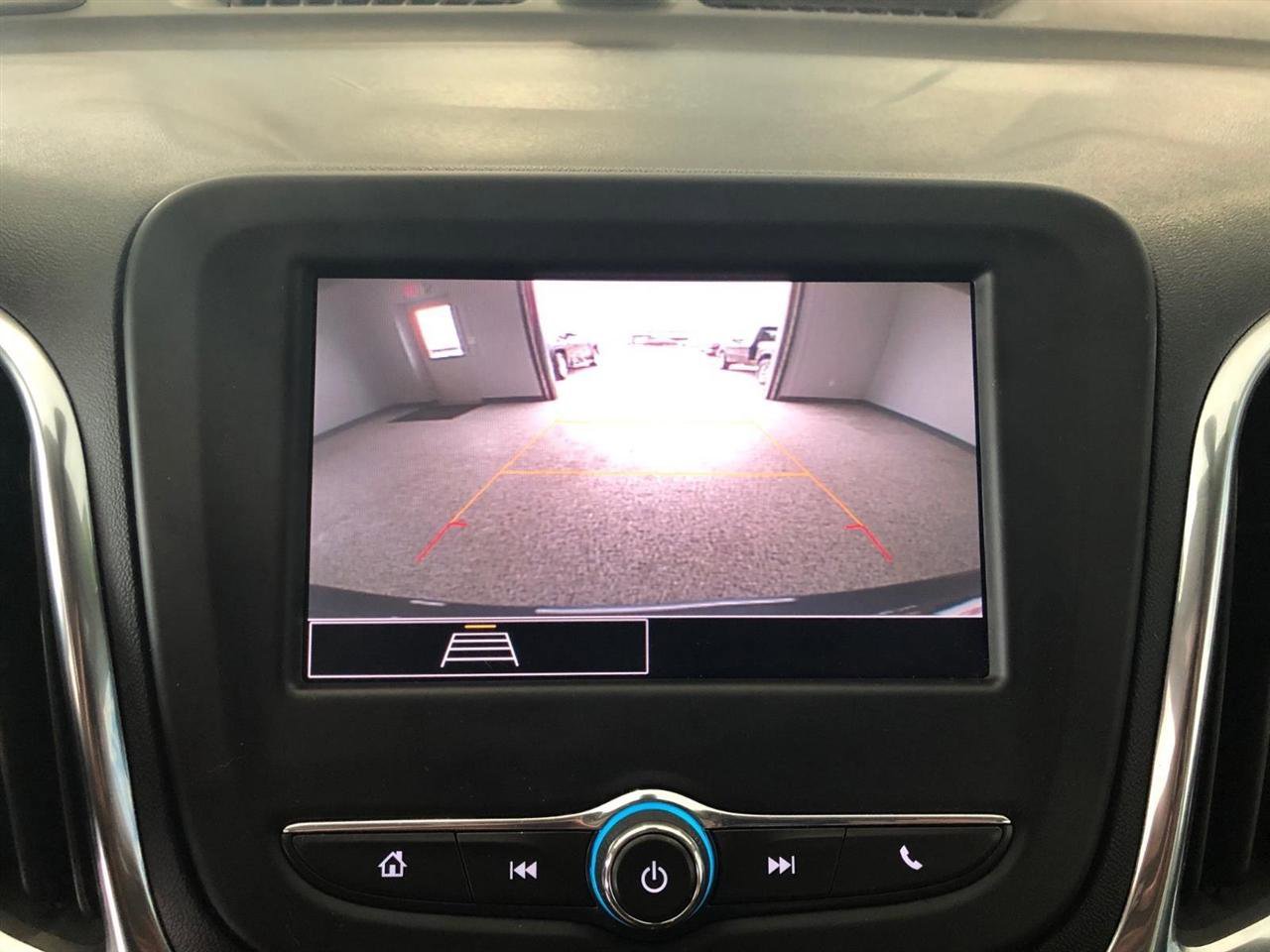 Used 2024 Chevrolet Equinox LT w/ LPO, Floor Liner Package image 15