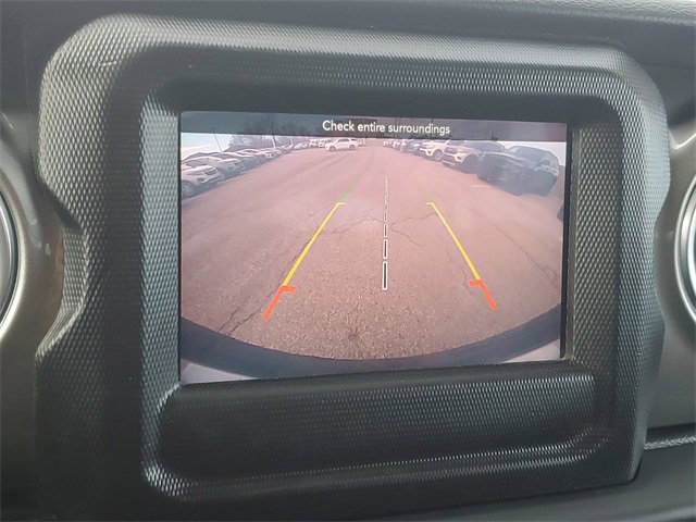 Used 2018 Jeep Wrangler Unlimited Sahara w/ LED Lighting Group image 19