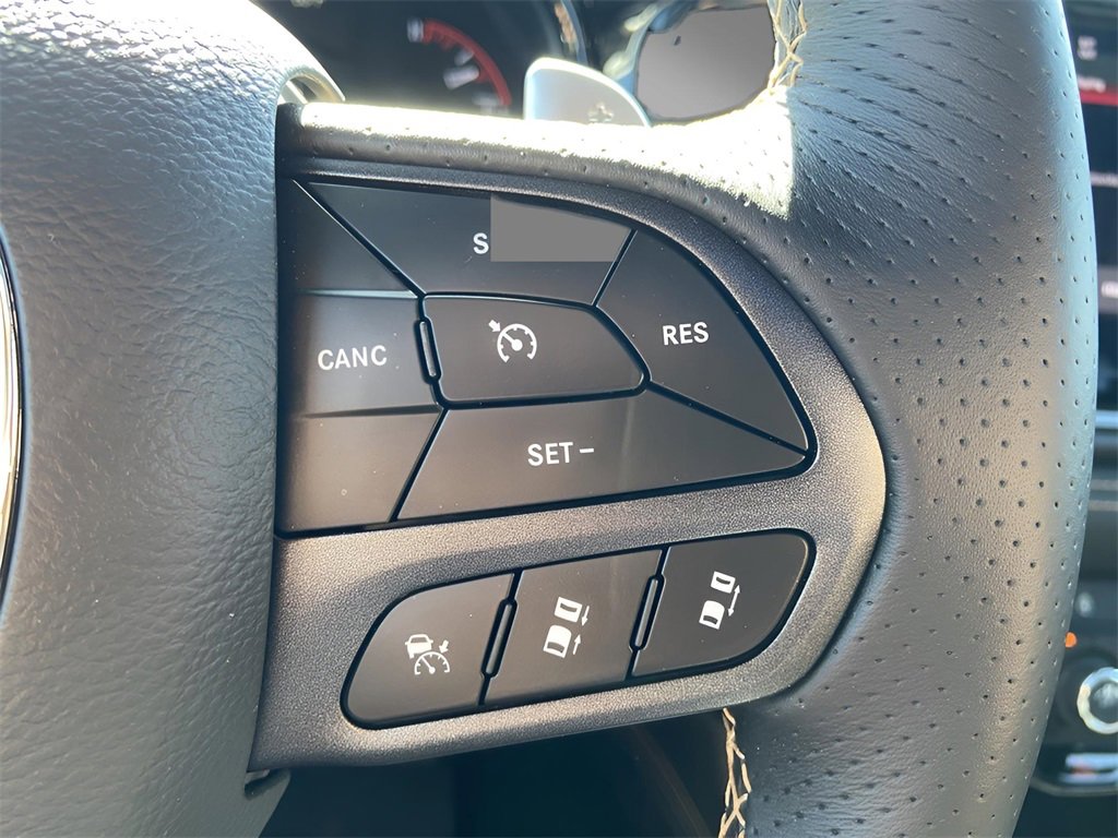 Used 2025 Dodge Durango R/T image 29