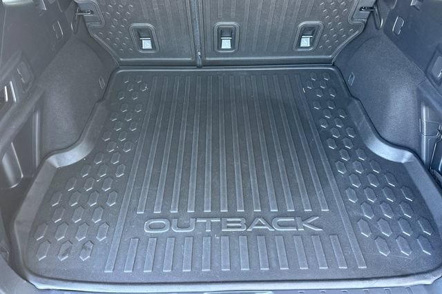 Used 2020 Subaru Outback Premium w/ Popular Package #1 AWD/4WD image 17
