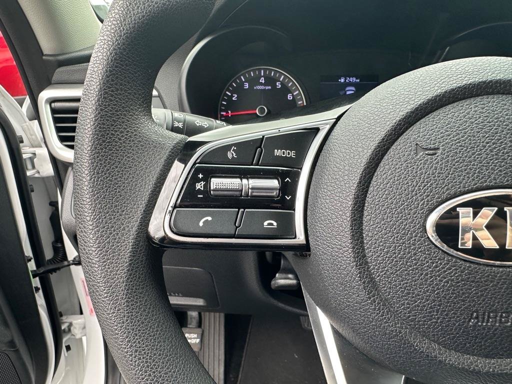 Used 2020 Kia Optima LX FWD image 12