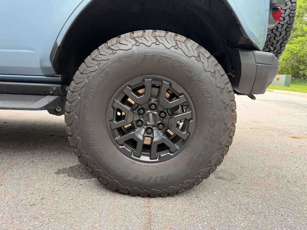 Certified 2024 Ford Bronco Raptor w/ Interior Carbon Fiber Pack 6 AWD/4WD image 46