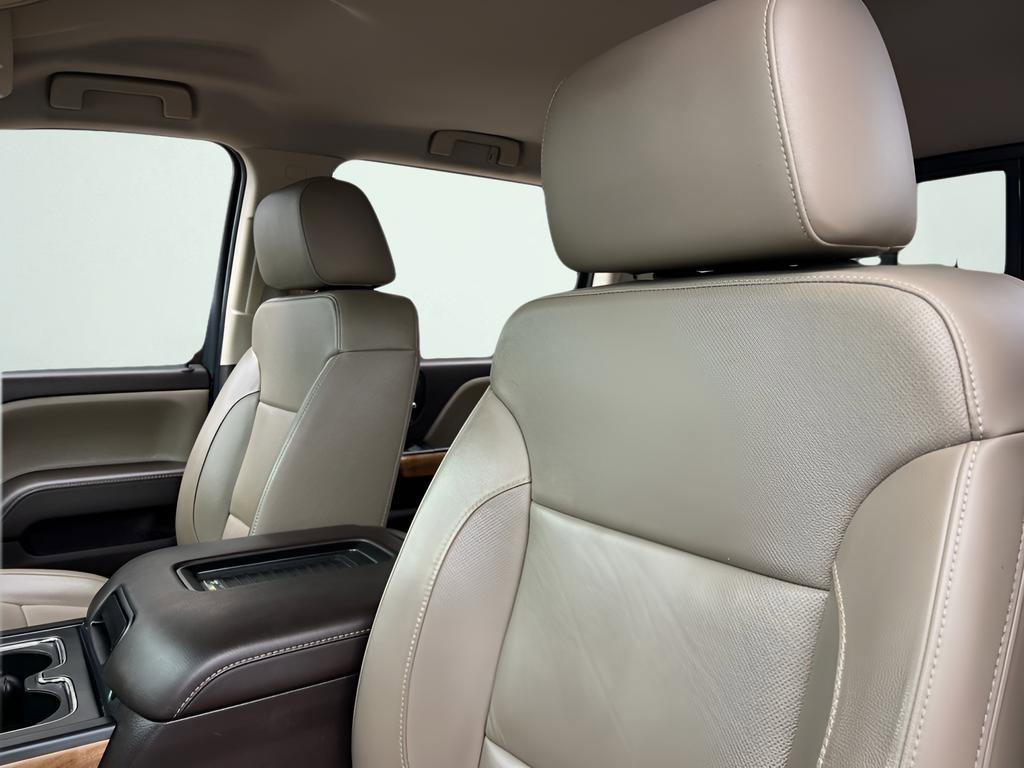 Used 2016 Chevrolet Silverado 2500 LTZ w/ Duramax Plus Package image 40