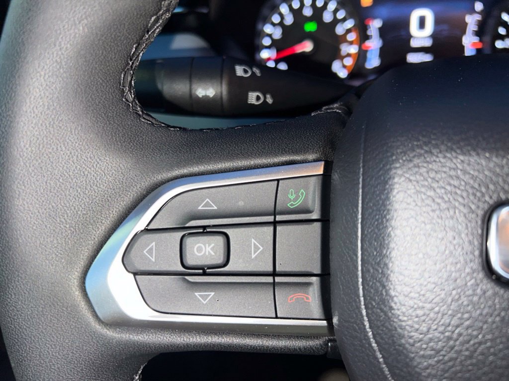 Used 2026 Jeep Compass Limited AWD/4WD image 35