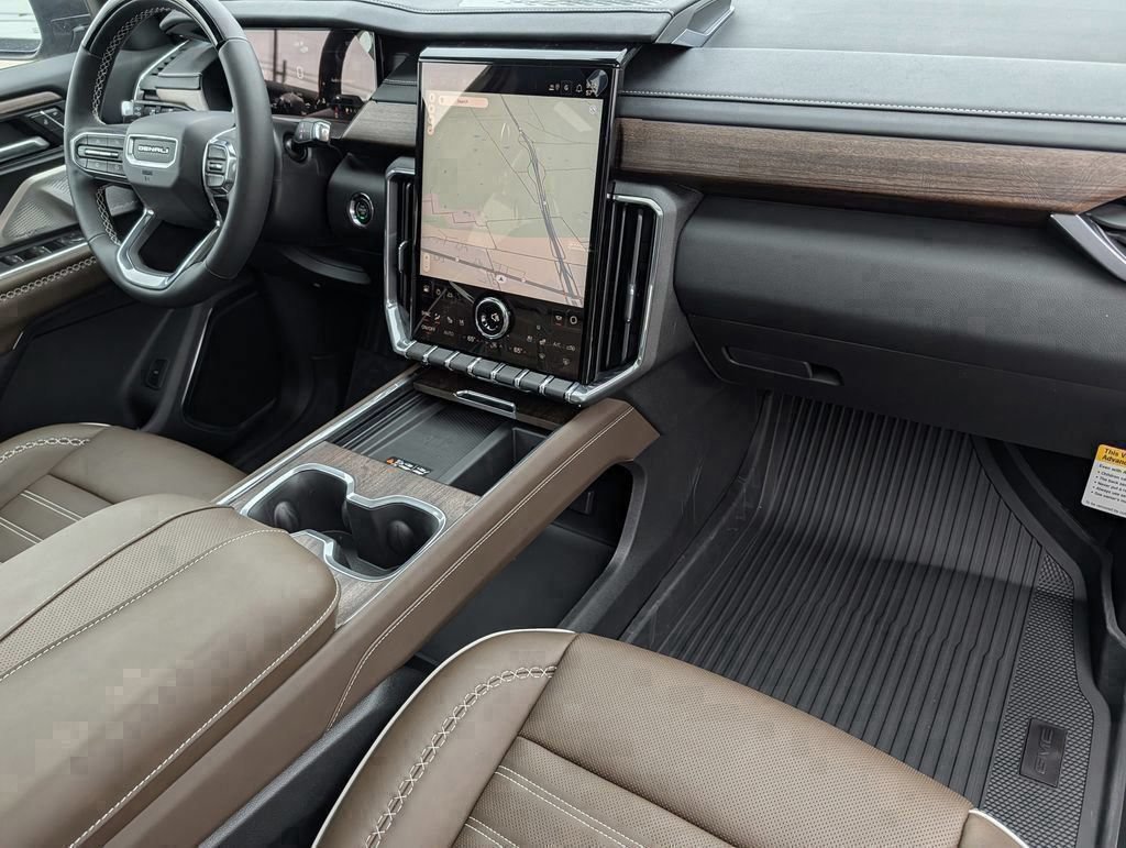 New 2026 GMC Acadia Denali Ultimate w/ LPO, Floor Liner Package AWD/4WD image 44