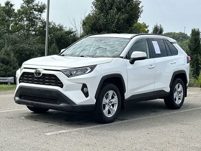 Used 2021 Toyota RAV4 XLE AWD/4WD image 1