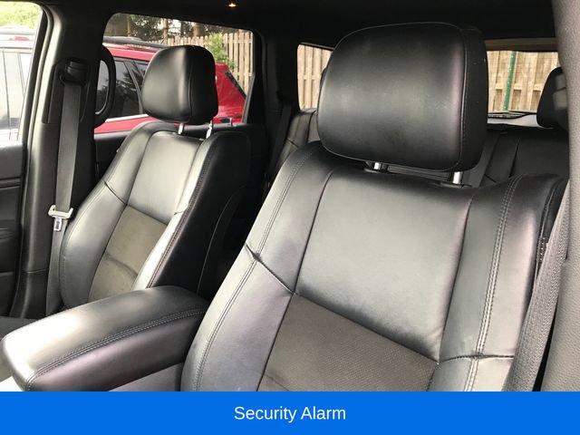 Used 2019 Jeep Grand Cherokee Altitude AWD/4WD image 5