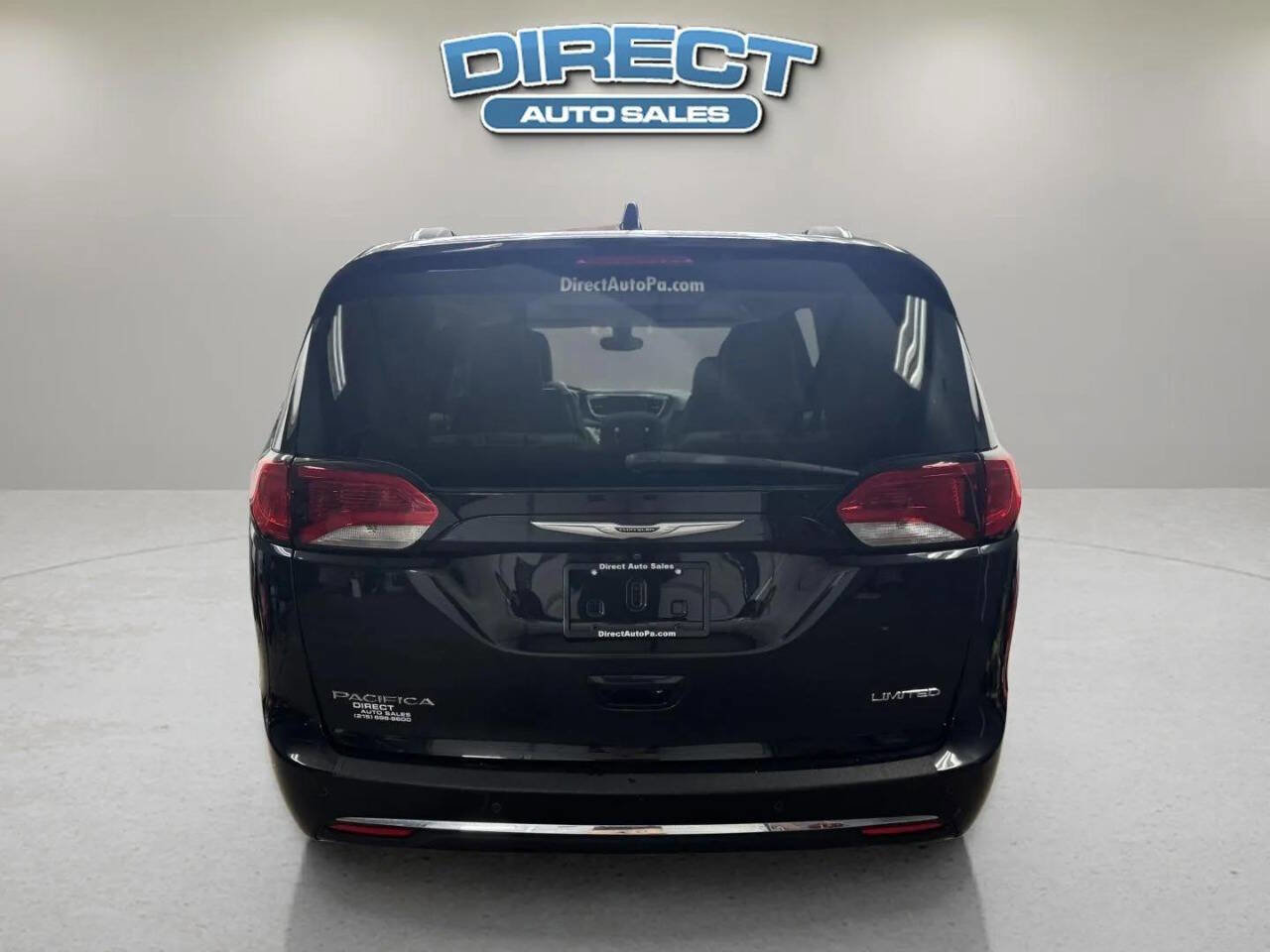 Used 2017 Chrysler Pacifica Limited FWD image 5