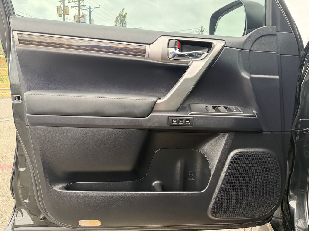Used 2023 Lexus GX 460 Premium w/ Premium Package AWD/4WD image 20