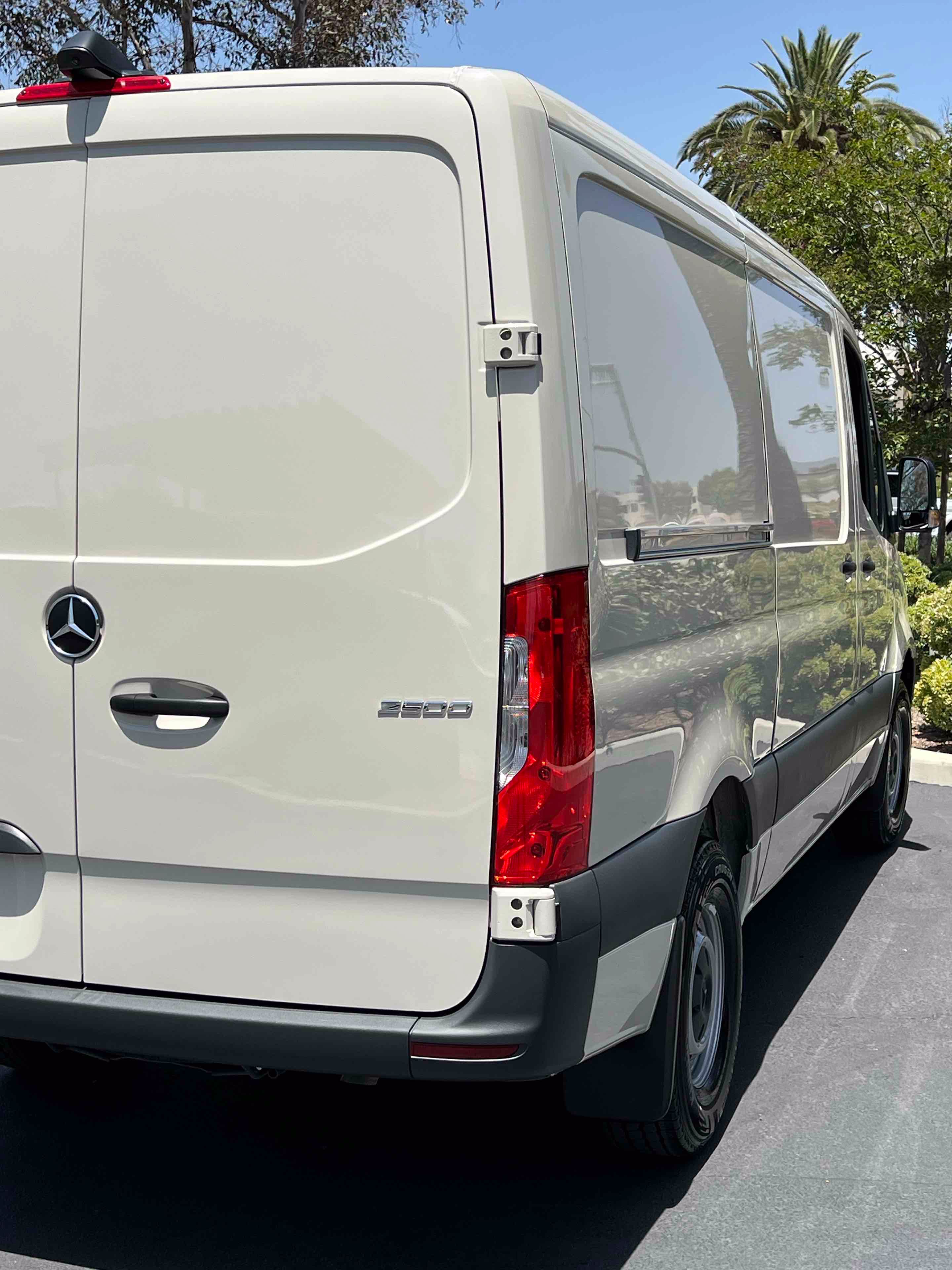 Used 2026 Mercedes-Benz Sprinter 2500 image 43
