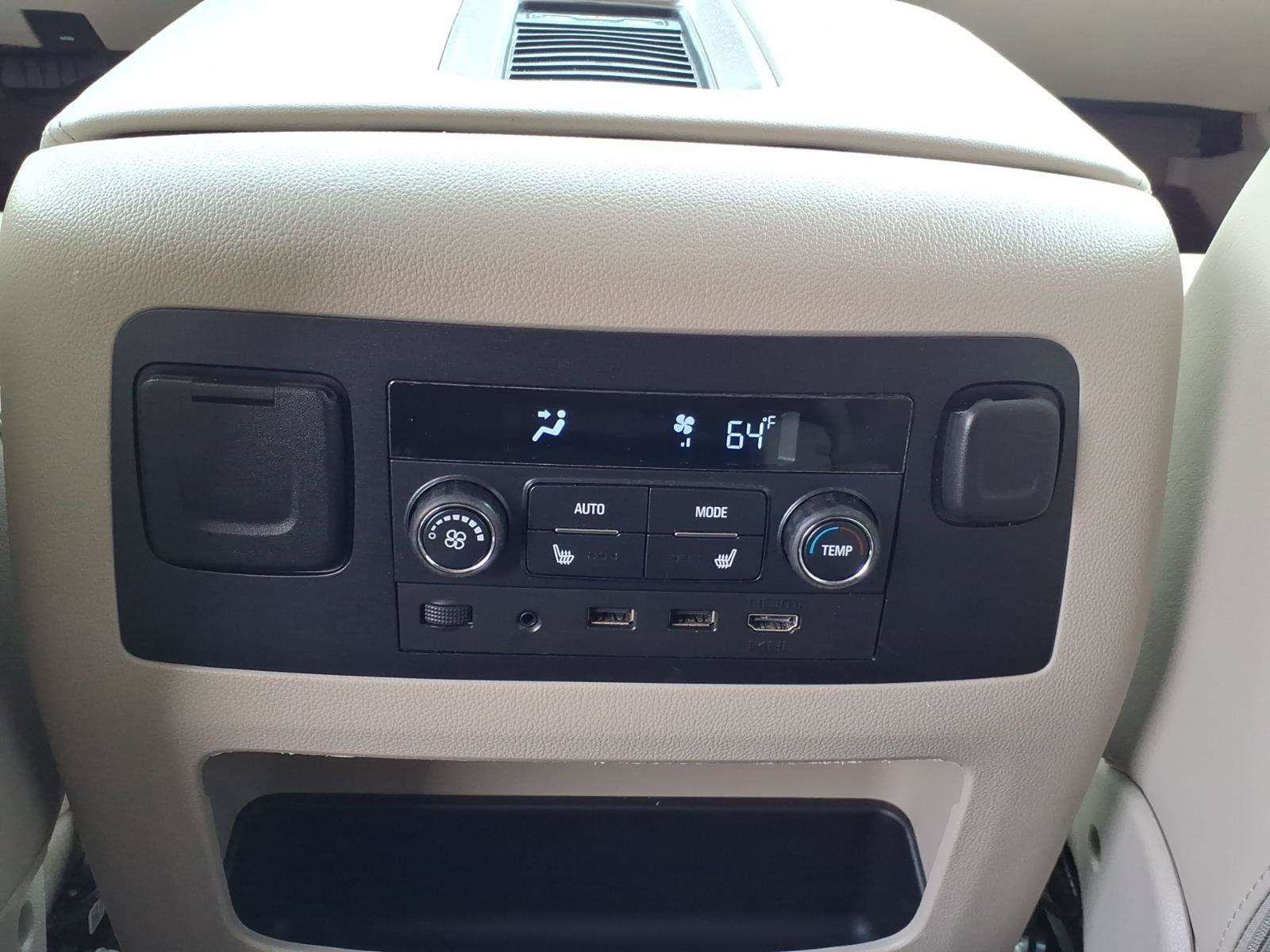 Used 2017 GMC Yukon XL Denali w/ Open Road Package AWD/4WD image 12