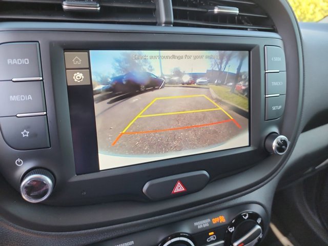 Used 2025 Kia Soul LX image 17