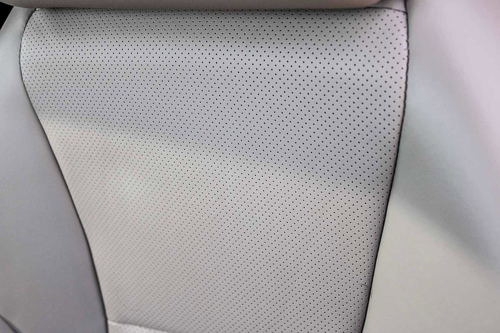 Certified 2025 Honda Accord EX-L image 24