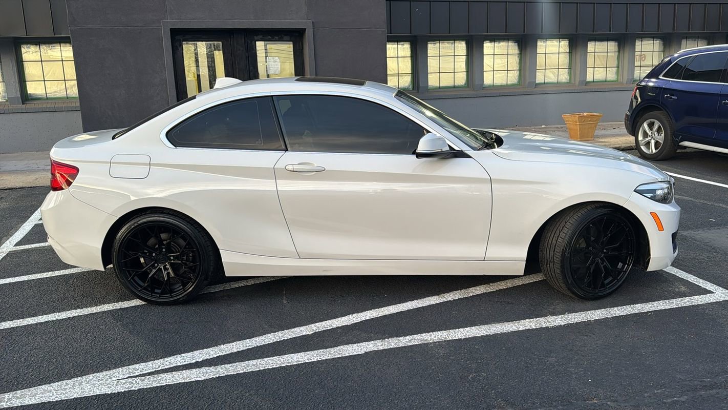 Used 2018 BMW 230i xDrive Coupe image 2