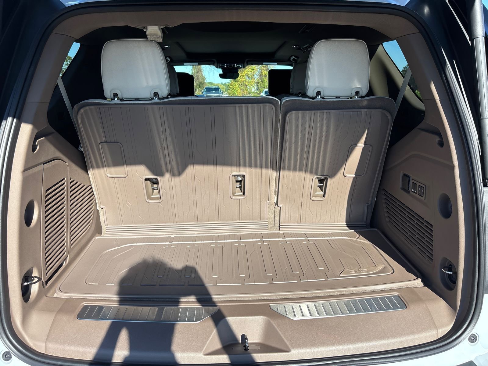 New 2026 GMC Yukon Denali w/ Denali Reserve Package image 33