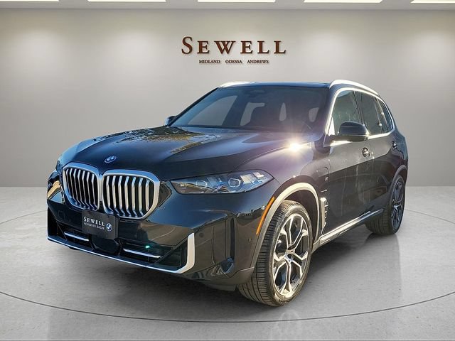 Certified 2025 BMW X5 xDrive50e w/ Premium Package AWD/4WD image 1