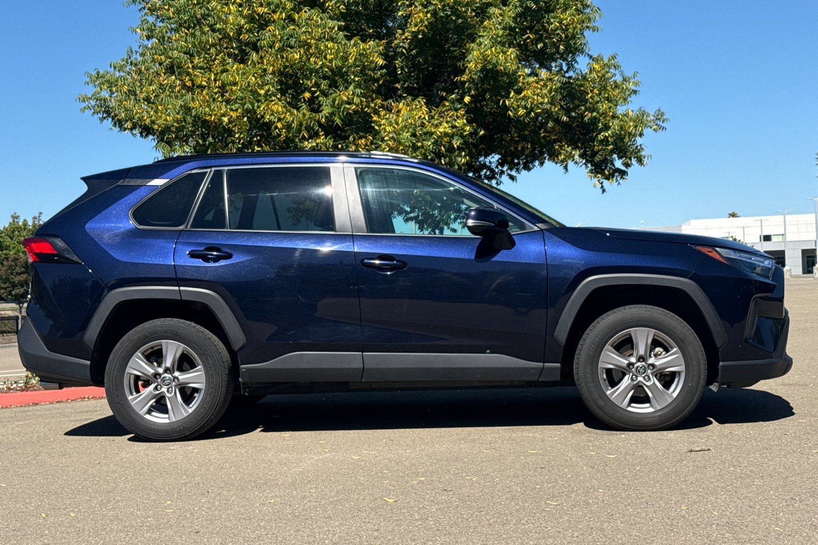Certified 2025 Toyota RAV4 XLE AWD/4WD image 3