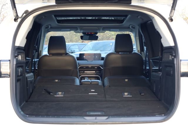 Used 2024 MAZDA CX-90 Plug-In Hybrid w/ Premium Pkg image 29