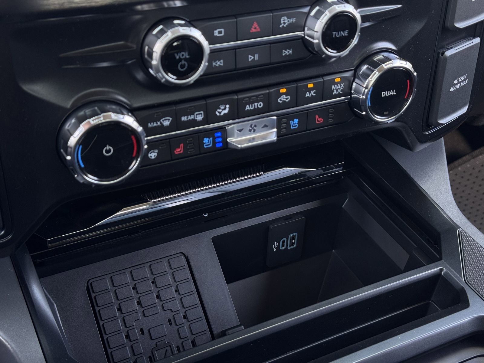 New 2026 Ford F250 Lariat image 20