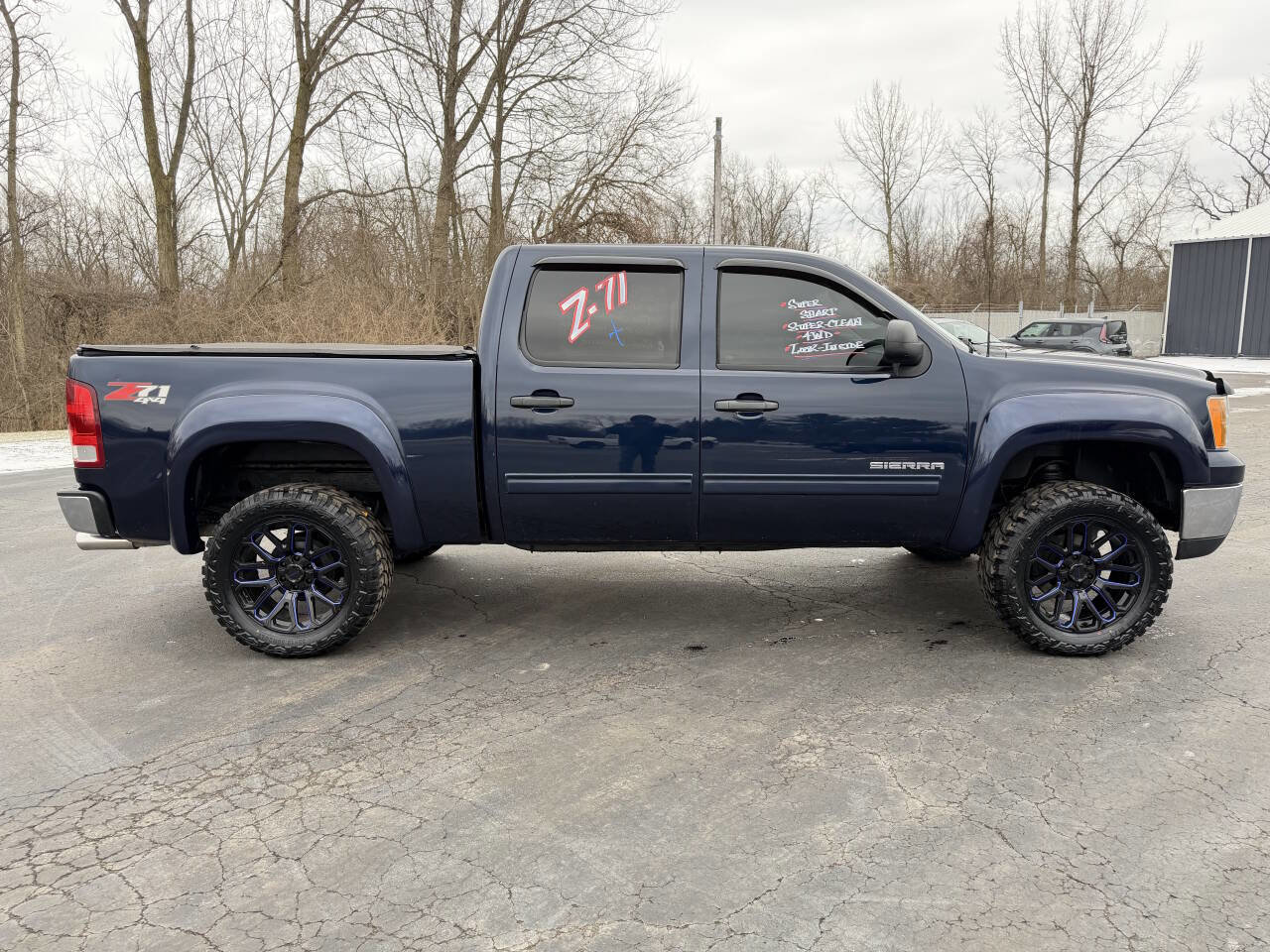 Used 2011 GMC Sierra 1500 SLE w/ Power Tech Package image 4