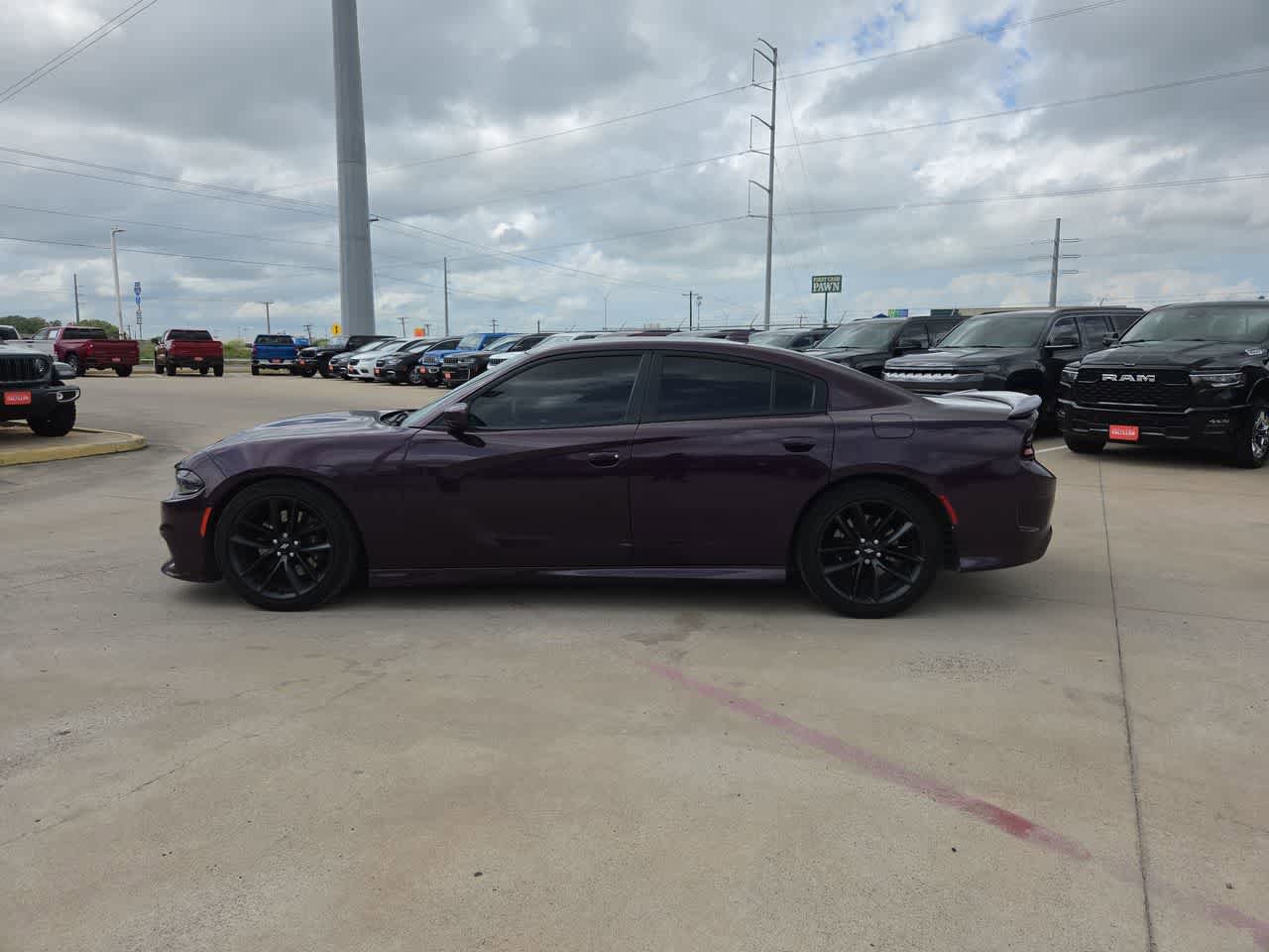 Used 2020 Dodge Charger GT w/ Performance Handling Group RWD image 11