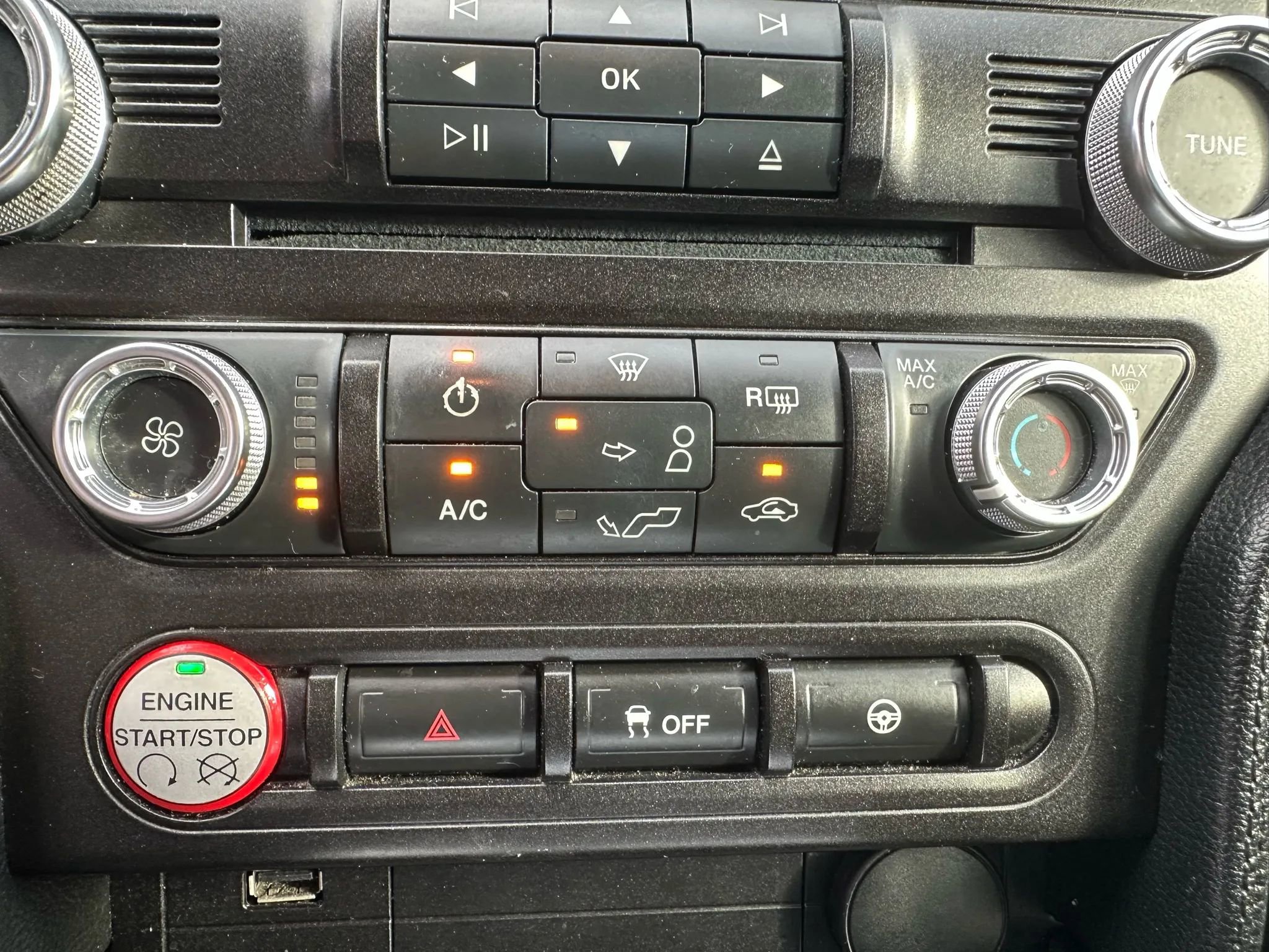 Used 2016 Ford Mustang Coupe image 26