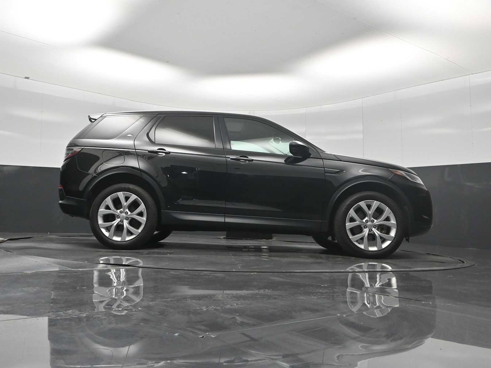 Used 2020 Land Rover Discovery Sport SE AWD/4WD image 44