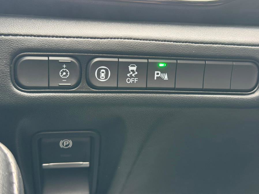 Used 2022 Acura MDX SH-AWD w/ Technology Package image 34