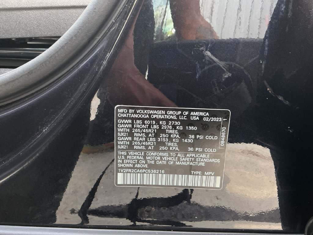 Used 2023 Volkswagen Atlas SEL Premium AWD/4WD image 25