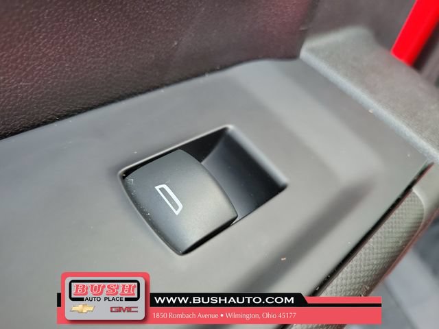 Used 2020 Chevrolet Silverado 1500 Custom w/ Custom Value Package AWD/4WD image 15