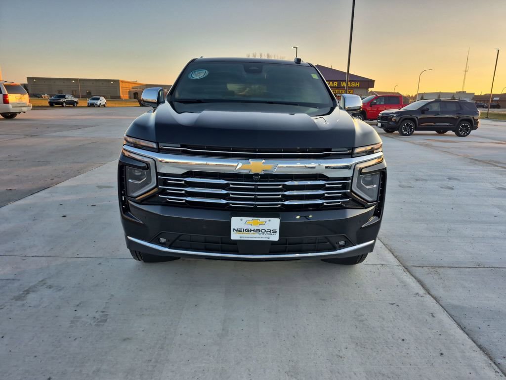 New 2026 Chevrolet Suburban Premier image 8