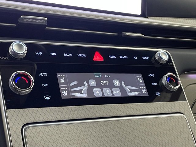 New 2025 Genesis GV80 3.5T Prestige image 19