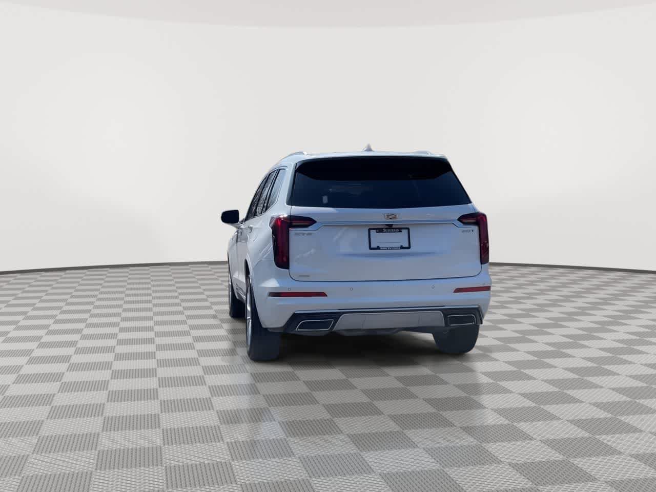 Certified 2025 Cadillac XT6 Luxury AWD/4WD image 7