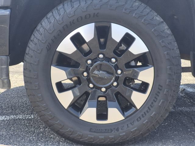 Used 2020 Chevrolet Silverado 2500 Custom w/ Custom Value Package AWD/4WD image 7