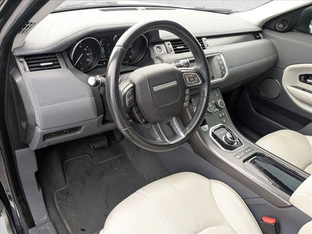 Used 2019 Land Rover Range Rover Evoque SE Premium AWD/4WD image 10