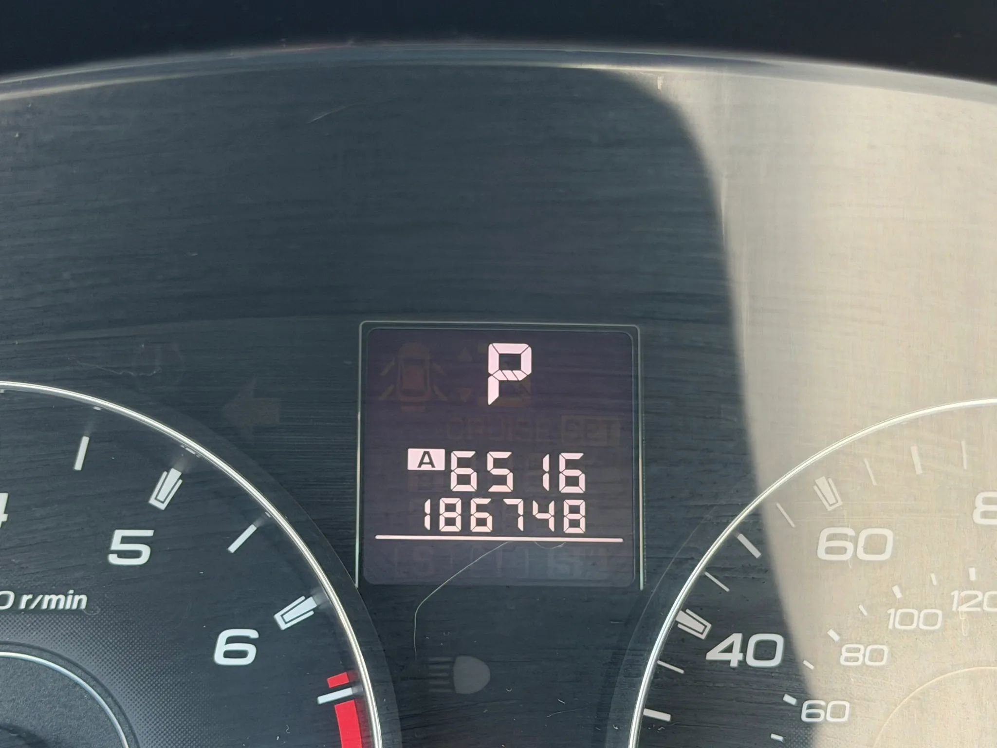 Used 2012 Subaru Outback 2.5i Limited AWD/4WD image 25