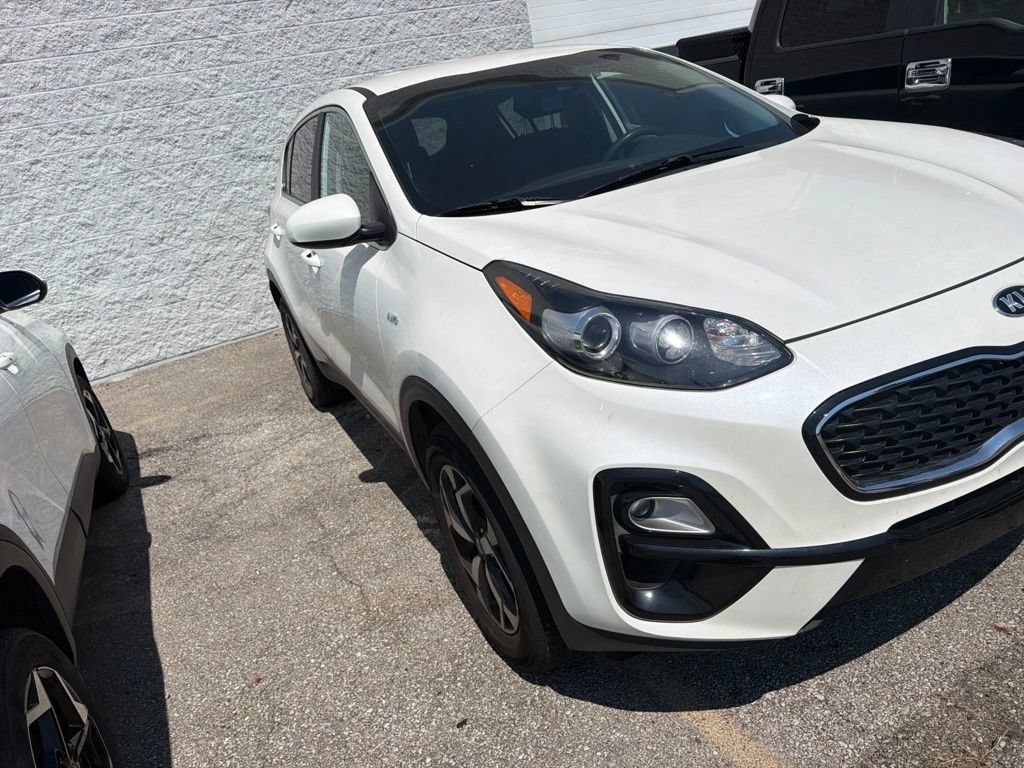 Used 2022 Kia Sportage LX AWD/4WD image 1