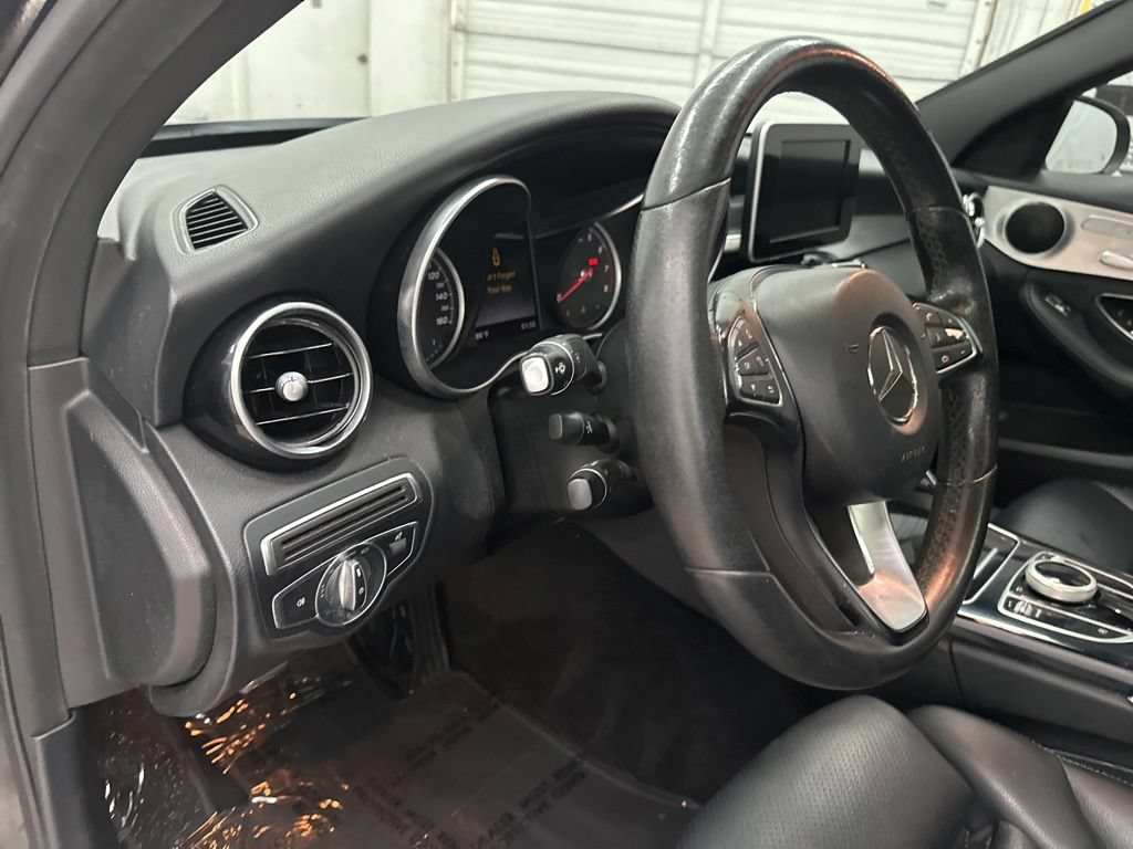 Used 2018 Mercedes-Benz C 300 Sedan image 13