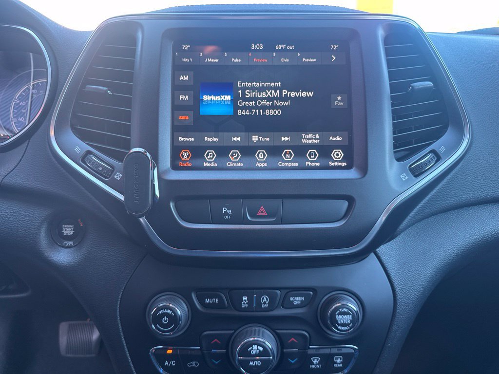 Used 2020 Jeep Cherokee Trailhawk w/ Cold Weather Group AWD/4WD image 43