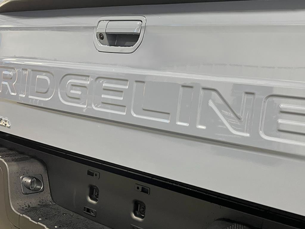 New 2026 Honda Ridgeline Black Edition image 19