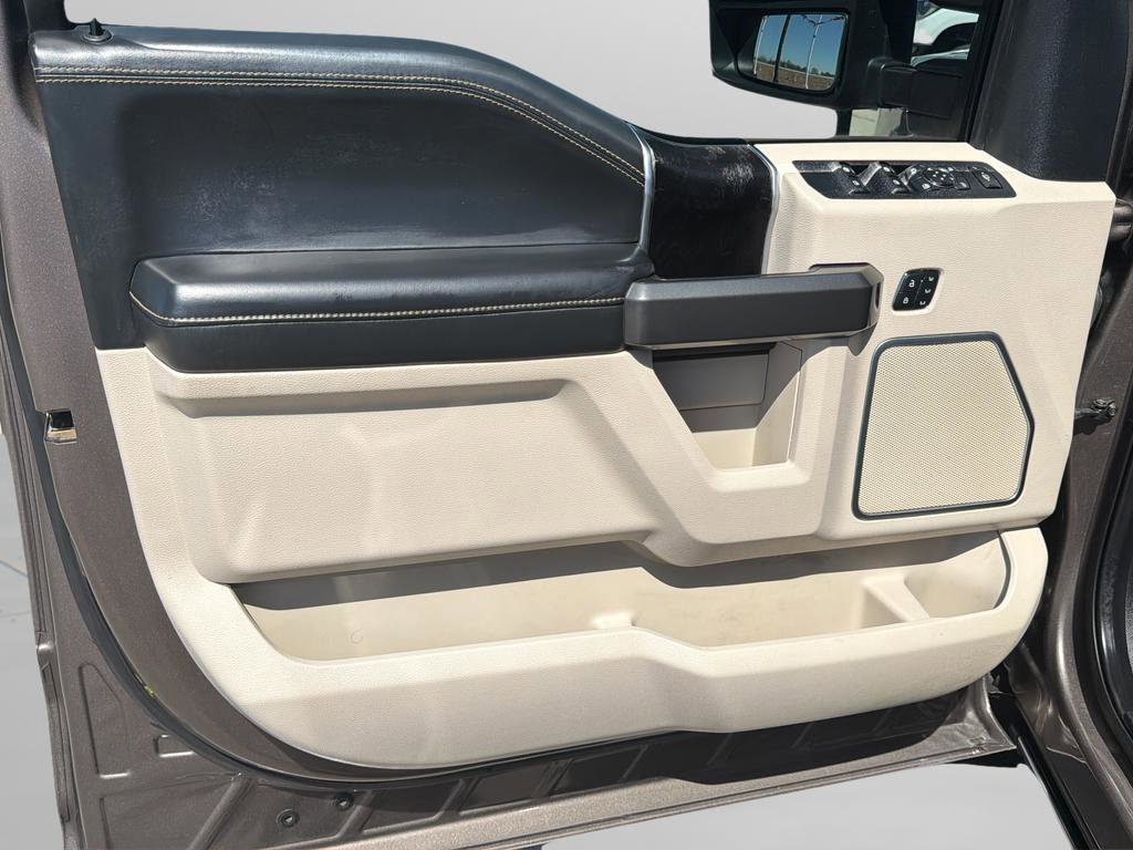 Used 2020 Ford F350 Limited w/ FX4 Off-Road Package image 19