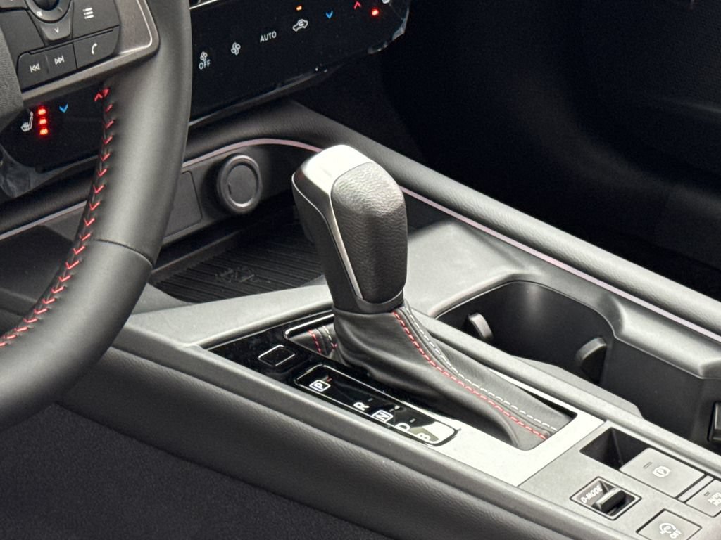 New 2026 Nissan Sentra SR w/ SR Premium Package FWD image 15