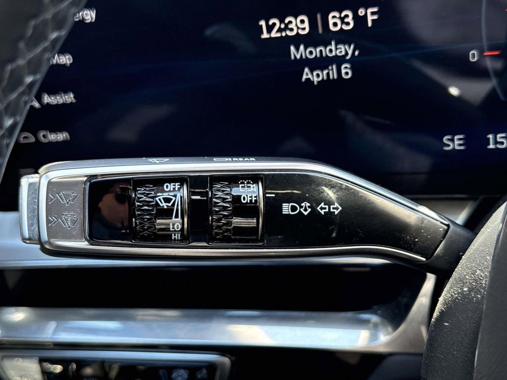 Used 2024 Cadillac Lyriq Luxury w/ LPO, Floor Liner Package image 39