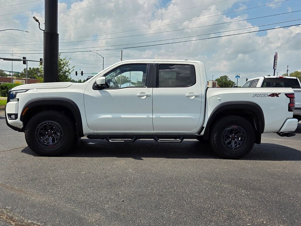 Used 2025 Nissan Frontier PRO-4X w/ Pro Premium Package AWD/4WD image 3